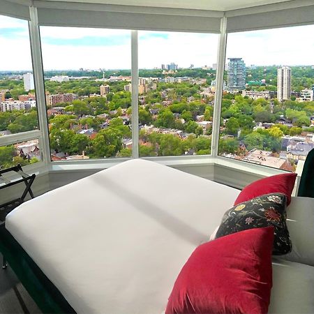 Luxury 2-Bedroom Apartment In Yorkville With The Best City View In Downtown Toronto Buitenkant foto