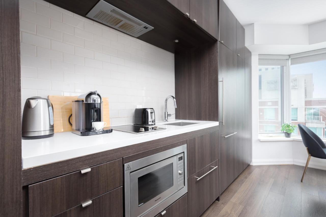 Luxury 2-Bedroom Apartment In Yorkville With The Best City View In Downtown Toronto Buitenkant foto